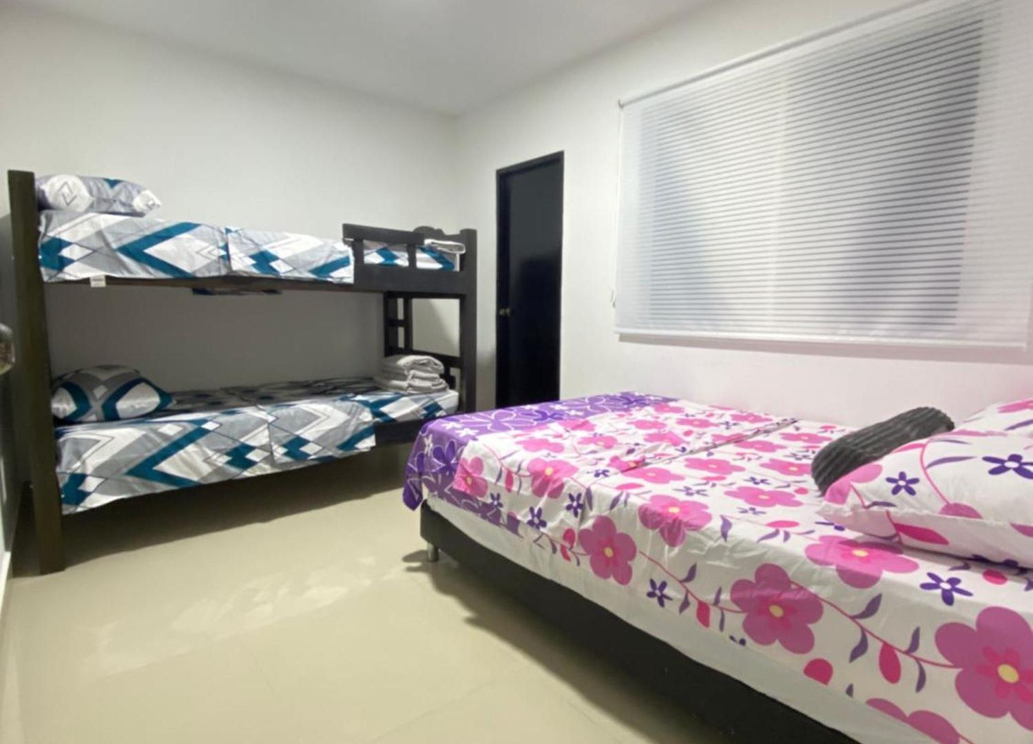 Completo 25 Pax En Apartamento