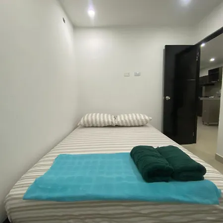 Apartamento Completo 25 Pax En