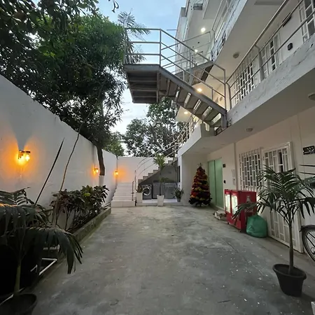 Apartamento Completo 25 Pax En *