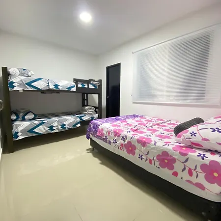Completo 25 Pax En Apartamento