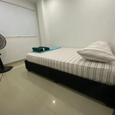 Apartamento Completo 25 Pax En *